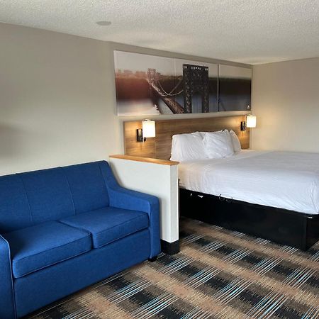 Days-Inn By Wyndham Liverpool-Syracuse Extérieur photo